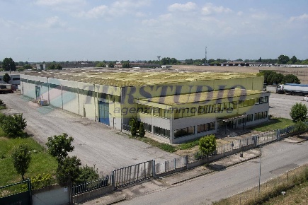 Foto Capannone industriale in Via Dante Alighieri snc, Brembate Centro