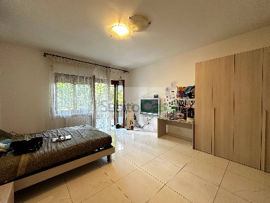 Foto Case semi ndipendenti in Via Ortona 6, Chieti Chieti Scalo di 150 m²