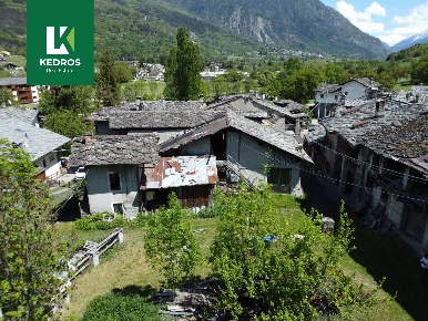 Foto Rustico in Frazione Pautex 59/60, Morgex Centro di 1000 m² in vendita