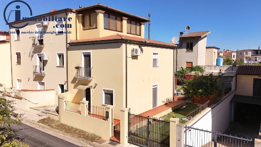 Foto Casa indipendente in Via Copernico, Tortolì Centro di 130 m²