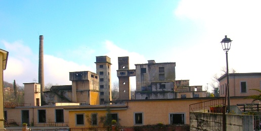 Foto Capannone industriale a Ceprano Centro di 20000 m² con 100 locali