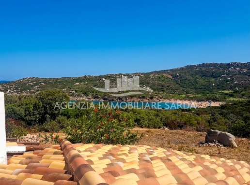 casa indipendente in vendita a Santa Teresa Gallura