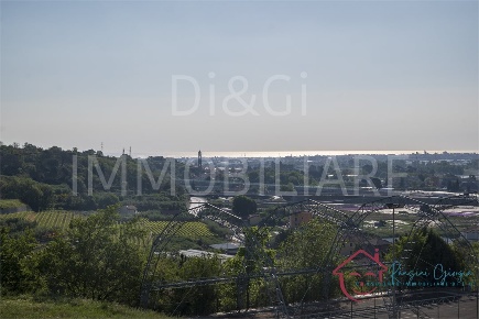 Foto Villa unifamiliare in FRAZIONE COASCO- LOCALITA' MARINA VERDE, Centro