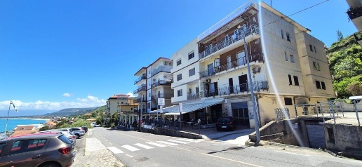 Foto Appartamento in Via Prangi, Pizzo Centro di 121 m² con 3 locali