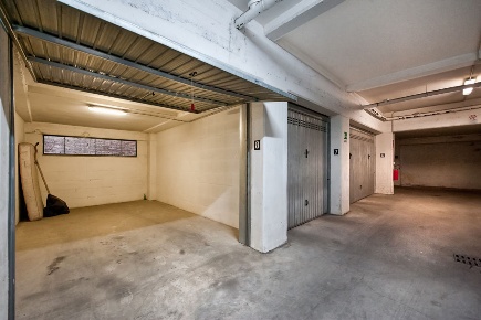 Foto Posti auto in Via Sentiero Delle Rose 2, Grottaferrata Centro di 20 m²