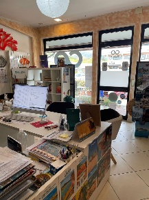 Foto Locale commerciale in Via della Pace I, Castelnuovo Magra di 70 m²