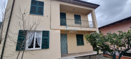 Foto Villa singola in via luigi del mancino 20, Massa Mirteto di 160 m²