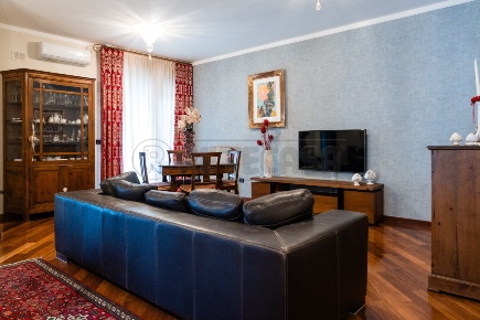 Foto Appartamento in Via Aversa, Altamura di 153 m² con 5 locali in vendita