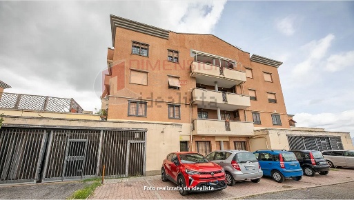 Foto Appartamento in Via Massa di San Giuliano, Roma Castelverde di 80 m²