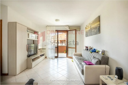 Foto Appartamento in Via Massa di San Giuliano, Roma Castelverde di 80 m²
