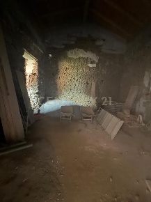 Foto Rustico in Via Cristaldi 12, Catania Cibali di 160 m² con 6 locali