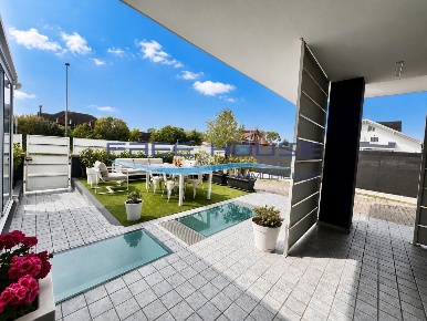 Foto Villa unifamiliare in Via Mincio 3, Cervia di 225 m² con 8 locali