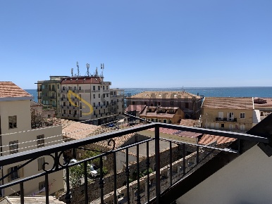 Foto Mansarde a Catanzaro di 70 m² con 3 locali in affitto