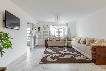 Foto Casa indipendente a Conselice Centro di 160 m² con 8 locali in vendita