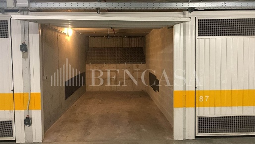 Foto Garage in Piazza Risorgimento  5, Milano Piave - Tricolore di 15 m²