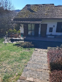 Foto Villa bifamiliare in via Telecco, San Sebastiano Curone di 106 m²