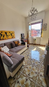 Foto Appartamento in via Biella, Milano Famagosta di 57 m² con 2 locali