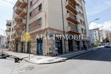 Foto Locale commerciale in via Gaetano Salvemini  15, Cosenza Centro