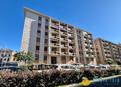 Foto Appartamento a Biella Centro Storico di 107 m² con 5 locali in vendita