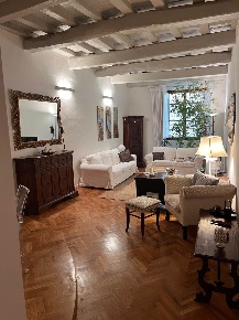 Foto Appartamento a Firenze San Niccolò di 100 m² con 3 locali in affitto