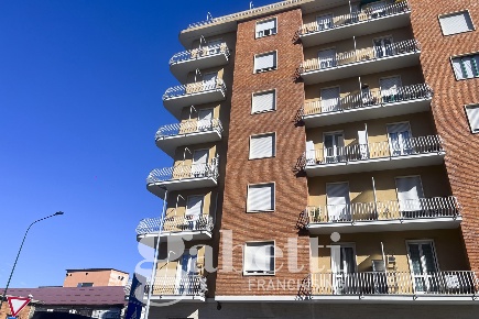 Foto Appartamento in Via Verolengo 8, Torino Borgo Vittoria di 78 m²