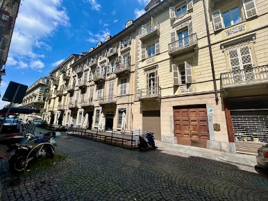 Foto Appartamento in Via Mazzini 37, Torino Via della Rocca di 75 m²