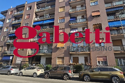 Foto Appartamento in Via LEONARDO DA VINCI 13, Bresso di 90 m² con 4 locali