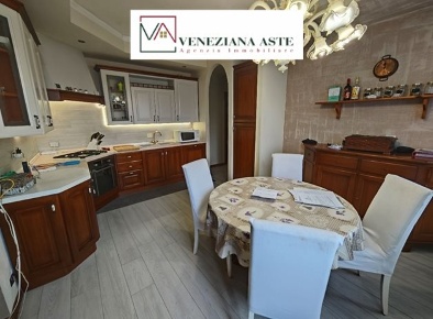 Foto Appartamento in via Pallada 50/A, Mira Mira Taglio di 105 m²