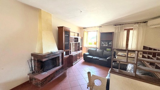 Foto Casa indipendente a Lucca Sant'Angelo di 130 m² con 4 locali