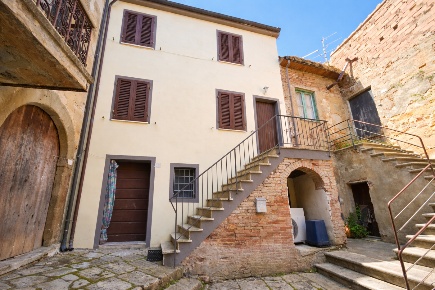 Foto Casa indipendente a Casciana Terme Lari Lari di 102 m² con 5 locali
