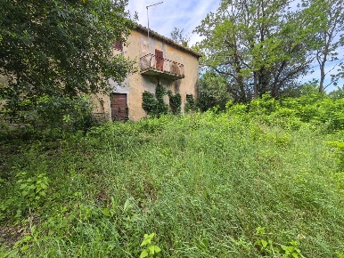 Foto Villa unifamiliare a Casciana Terme Lari Parlascio di 325 m²