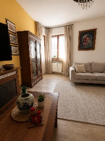 Foto Appartamento a Carrara Marina di Carrara di 100 m² con 5 locali