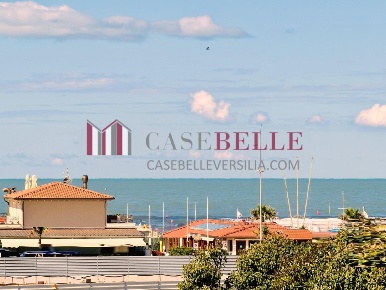 Foto Appartamento a Camaiore Lido di Camaiore di 75 m² con 4 locali