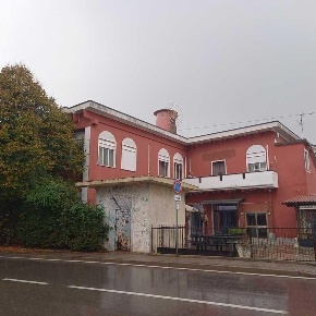 Foto Abitazione tipica a Cisliano Centro di 90 m² con 4 locali in vendita
