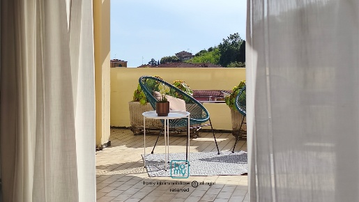 Foto Appartamento a Carrara Centro di 167 m² con 10 locali in vendita