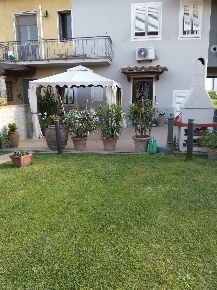 Foto Casa indipendente a Capannori Tassignano - Paganico di 98 m²