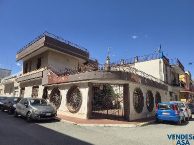 Foto Casa indipendente in Via Borgo Rurale Nuovo, Adelfia di 140 m²