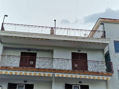 Foto Appartamento a Torre Annunziata di 140 m² con 4 locali in vendita