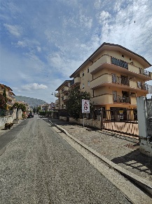Foto Appartamento in VIA SPINETE I° (II° TRATTO), Fondi Centro di 83 m²