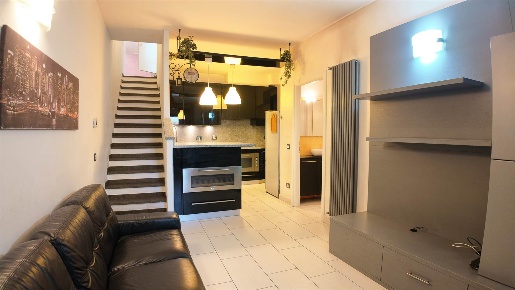 Foto Appartamento in via ardengo soffici, Poggio a Caiano Centro di 76 m²