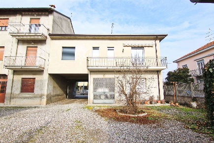 Foto Case semi ndipendenti in Via Groane 16, Cogliate Centro di 193 m²