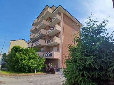 Foto Appartamento a Mortara Centro di 130 m² con 4 locali in vendita