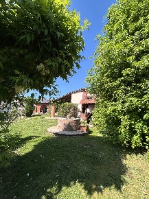Foto Villa unifamiliare in via Molinetto 68, Monteforte d'Alpone di 396 m²