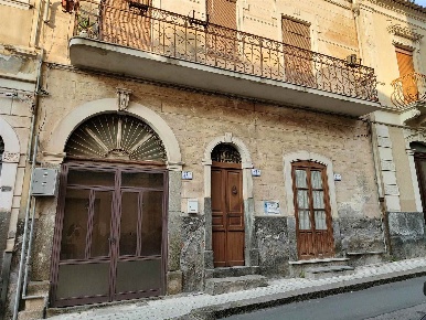 Foto Appartamento in Via Regina Margherita 27, Motta Sant'Anastasia