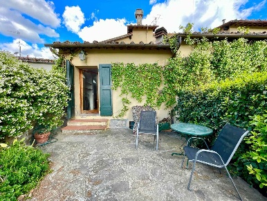 Foto Appartamento a Firenze Cinque Vie di 114 m² con 5 locali in vendita