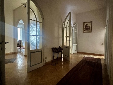 Foto Appartamento a Firenze San Niccolò di 160 m² con 8 locali in vendita