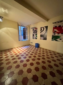 Foto Negozio a Parma San Leonardo di 140 m² con 6 locali in vendita