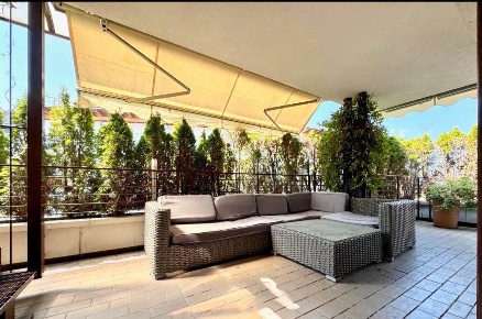 Foto Appartamento a Quarrata Centro di 160 m² con 7 locali in vendita