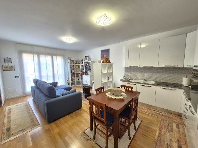 Foto Appartamento in Via Vassallo 8, Siziano di 68 m² con 2 locali