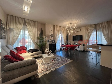 Foto Appartamento in Via Colombo snc, Cassino Centro di 120 m² con 4 locali